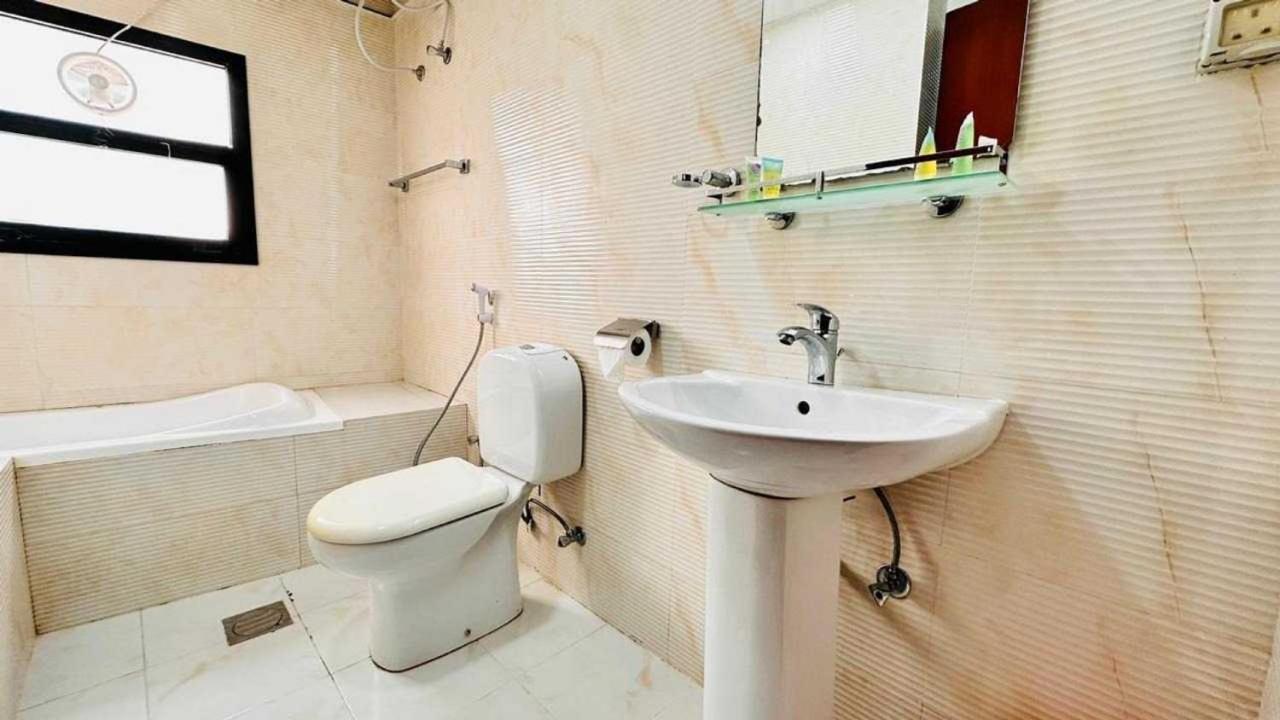 Sharjah Plaza Hotel Luaran gambar