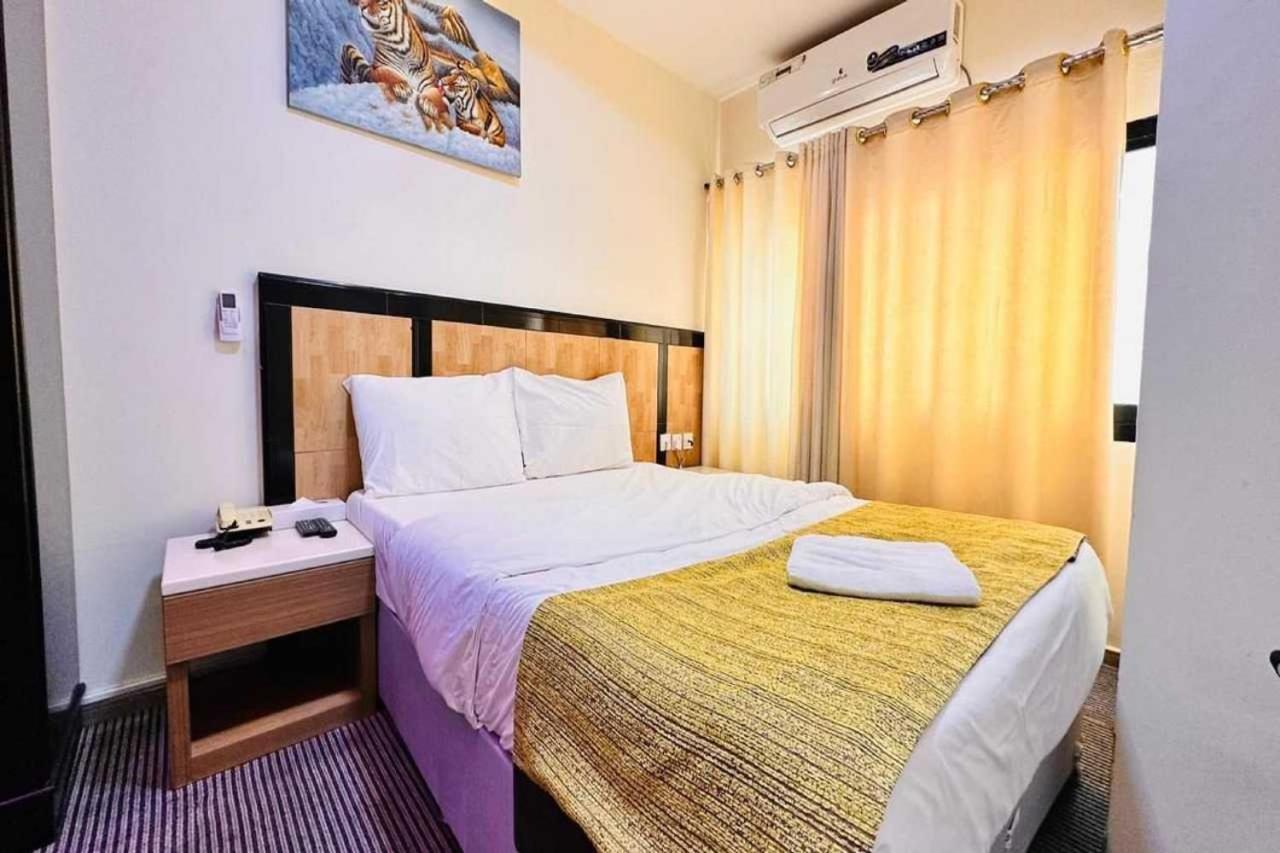 Sharjah Plaza Hotel Luaran gambar